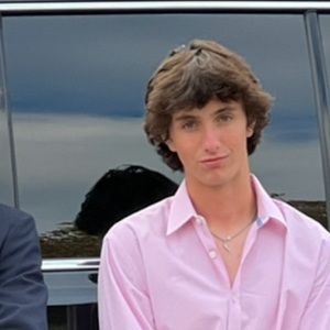 Meet your Posher, Colin